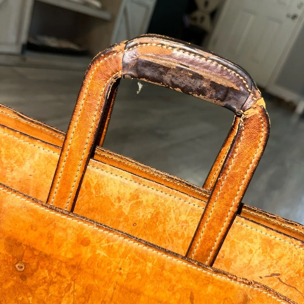 Vtg Hartmann Distressed Brown Leather Laptop Briefcase Messenger Bag